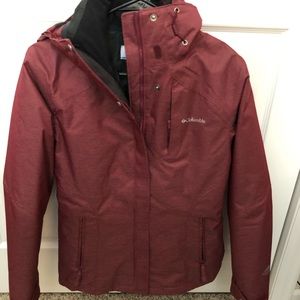 Women’s Columbia ski coat